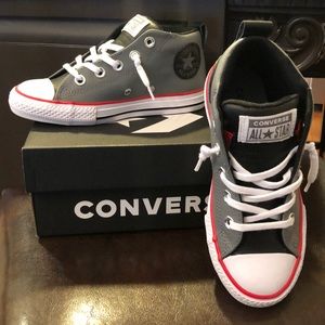 NWT Boys CTAS Street Mid Converse